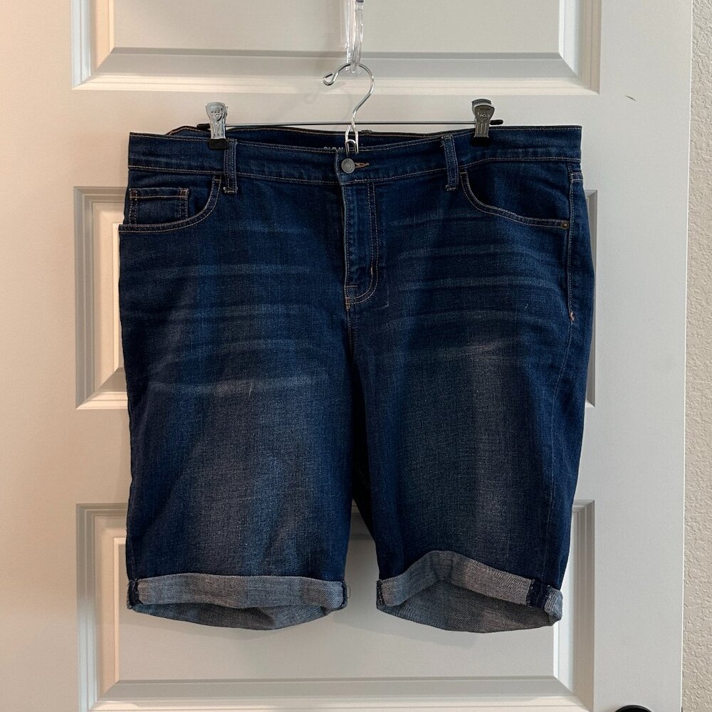 Old Navy Size 16 Curvy Denim Bermuda Shorts